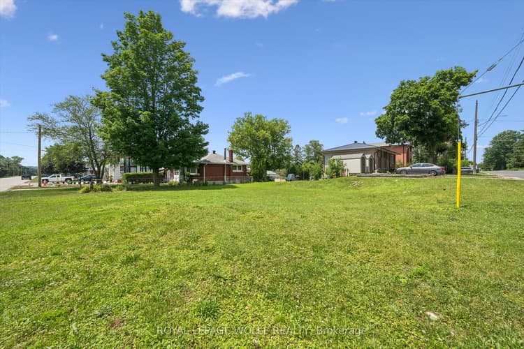 46 Daniel Avenue