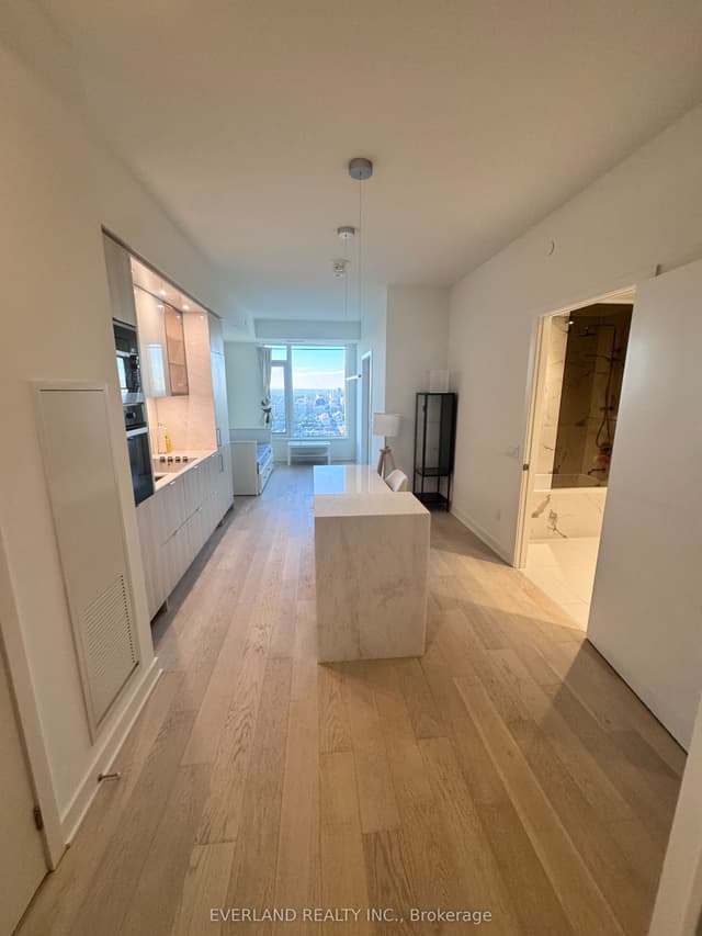 Condo Apartment at 11 Yorkville Avenue 4803, Toronto, ON M4W 1L2, Toronto C02