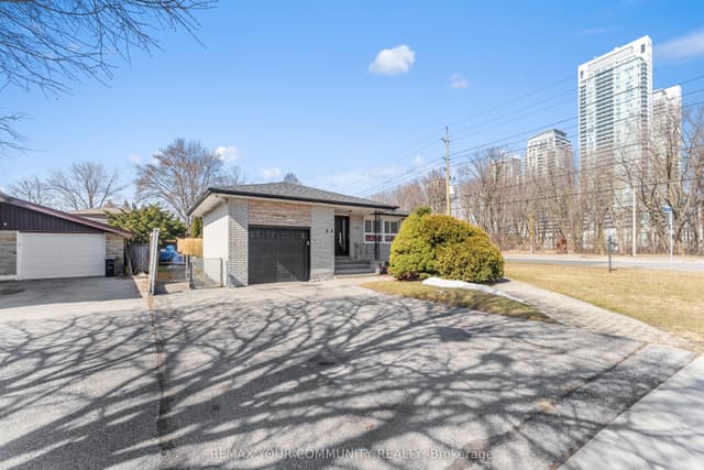 Detached at 54 Saratoga Drive, Toronto, ON M1P 4J1, Toronto E09
