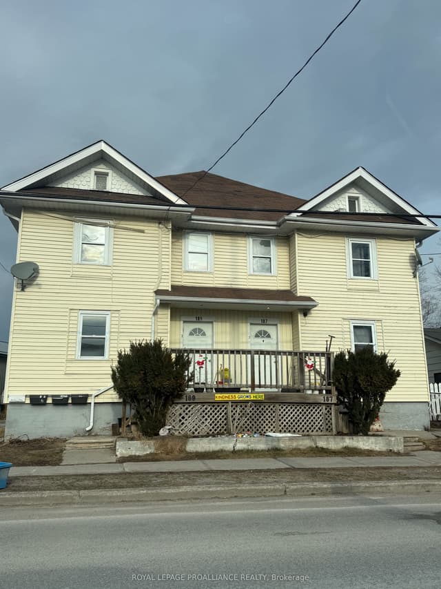 Fourplex at 187-189 Byron Street, Quinte West, ON K8V 2Y7