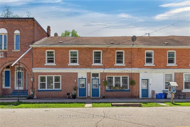 Att/Row/Townhouse at 18 King Street A&B, Haldimand, ON N0A 1E0
