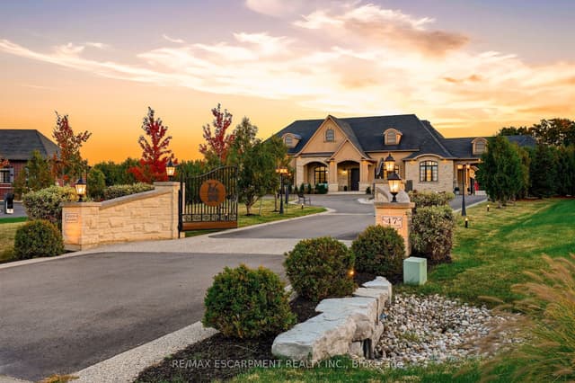 Detached at 47 TEWS Lane, Hamilton, ON L9H 7N4