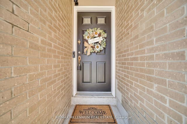 Condo Townhouse at 62 Cumberland Lane, Ajax, ON L1S 7K4