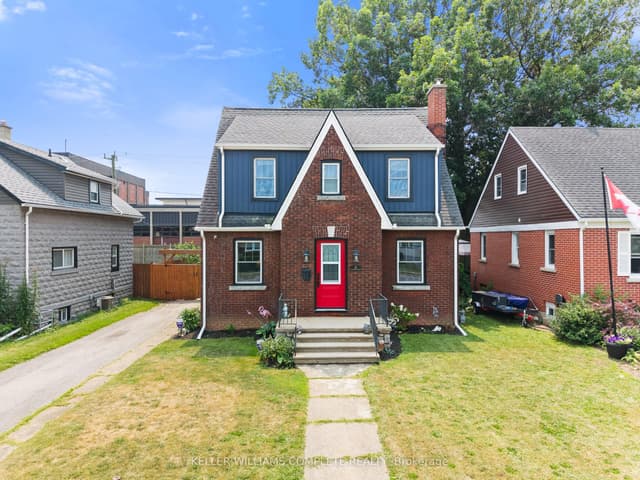 Detached at 55 Wintemute Street, Fort Erie, ON L2A 2N9