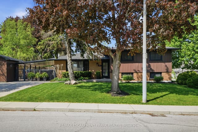 Detached at 66 Purnell Drive, Hamilton, ON L9C 4Y3