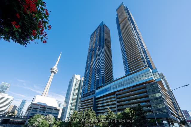 Condo Apartment at 3 Concord Cityplace Way 4510, Toronto, ON M5V 0X4, Toronto C01