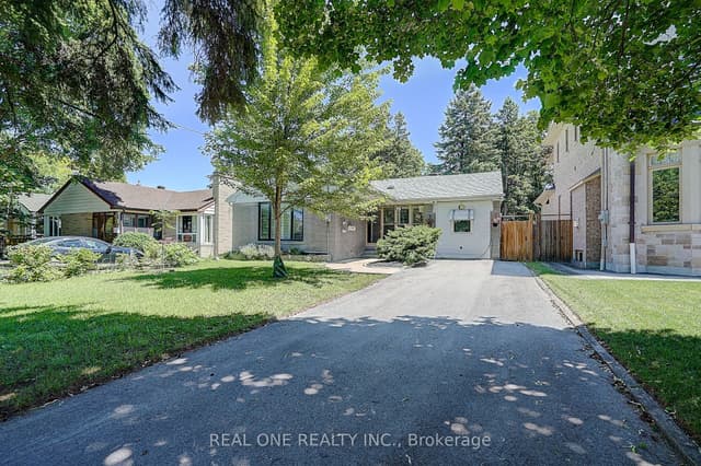 Detached at 37 Lauralynn Crescent, Toronto, ON M1S 2H3, Toronto E07