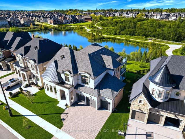 Detached at 52 Rolling Green Court, Vaughan, ON L4H 4K7