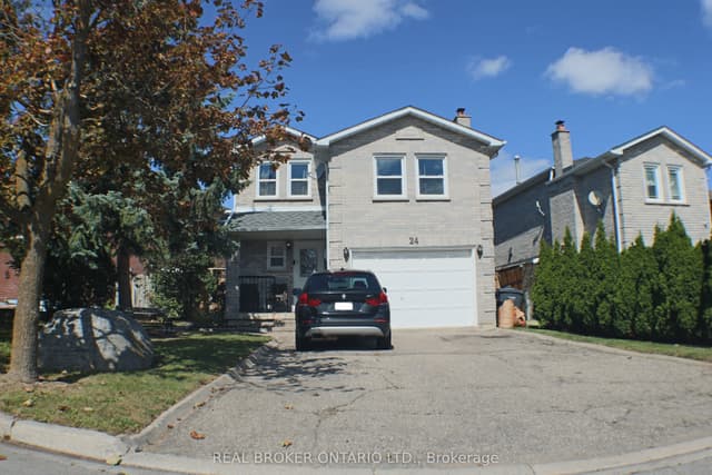 Detached at 24 Fallen Oak Court, Brampton, ON L6Y 3T5