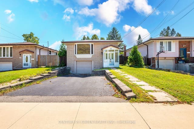 Detached at 22 Quaker Crescent, Hamilton, ON L8W 1H5