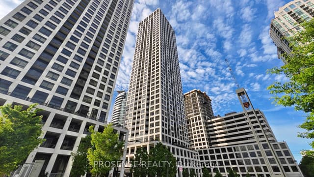 Condo Apartment at 30 Elm Drive W 3002, Mississauga, ON L5B 0N6