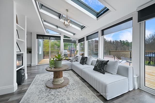 Detached at 7271 13th Line, New Tecumseth, ON L9R 1V4