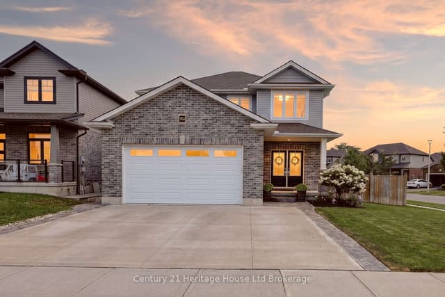 Detached at 924 Springbank Avenue N, Woodstock, ON N4T 0G1