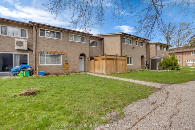 Condo Townhouse at 79 Driftwood Avenue 62, Toronto, ON M3N 2M7, Toronto W05