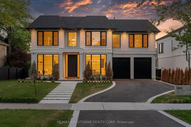 Detached at 146 Third Line, Oakville, ON L6L 3Z8
