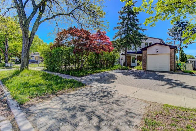 Detached at 33 kitsilano Crescent, Richmond Hill, ON L4C 5A4