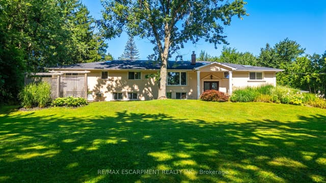 Detached at 2159 Britannia Road, Burlington, ON L7P 0E8