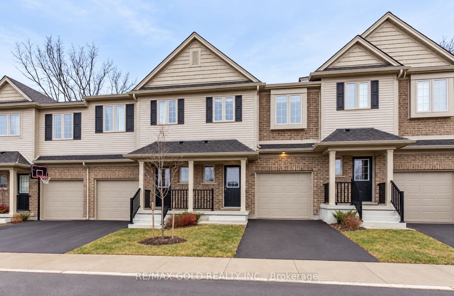 Suite 35, Unit 35 · 50 Pinnacle Dr
