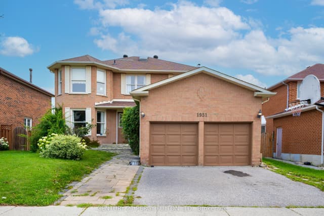 Detached at 1951 Rosebank Road, Pickering, ON L1V 1P7