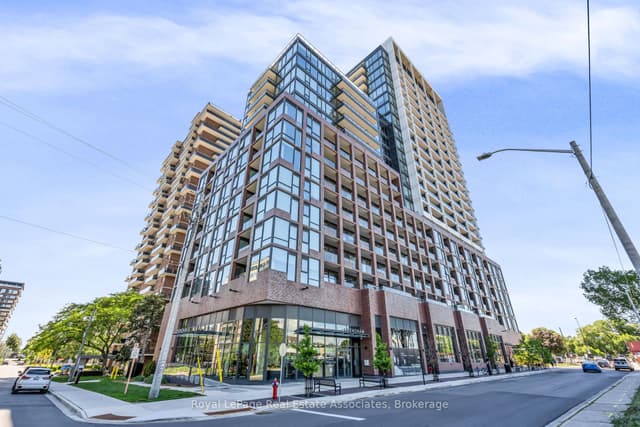 Condo Apartment at 28 Ann Street 414, Mississauga, ON L5G 0E1