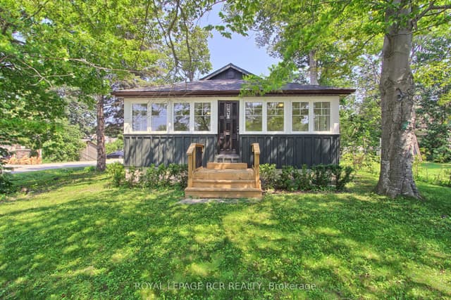 Detached at 3967 Algonquin Avenue, Innisfil, ON L9S 2M1