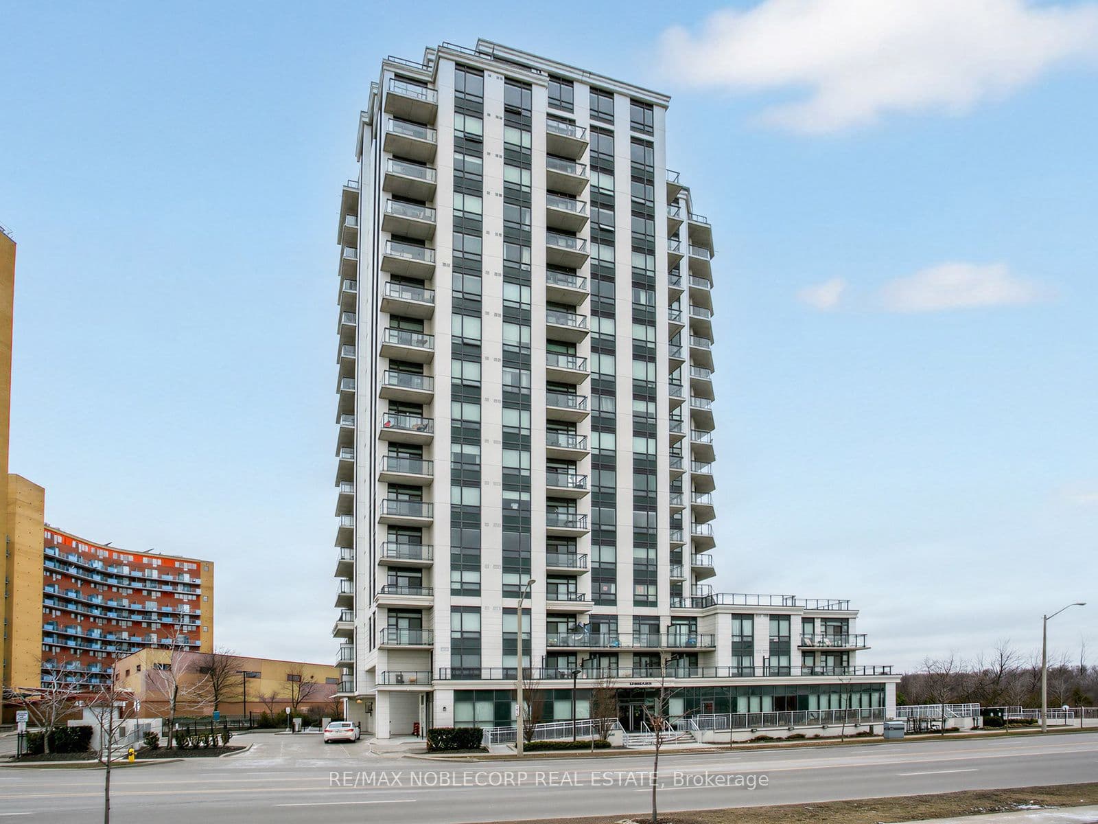 Suite 1705 · Floor 17, Unit 1705 · 840 Queens Plate Dr