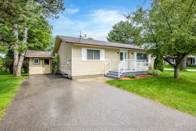 Detached at 92 Tecumseth Pines Drive, New Tecumseth, ON L0G 1W0