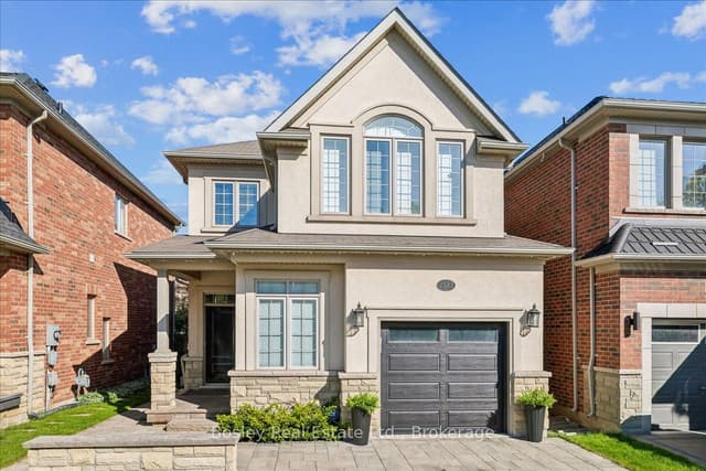 Detached at 2343 Quetico Crescent, Oakville, ON L6M 0R5
