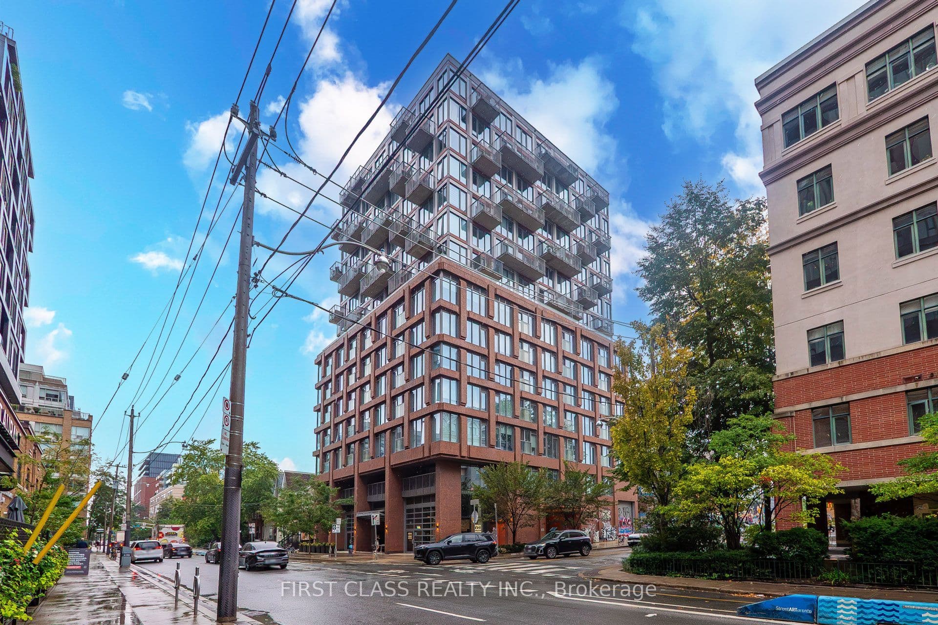 Suite 702 · Floor 7, Unit 702 · 2 Augusta Ave