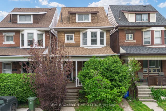 Detached at 39 East Bend Avenue S, Hamilton, ON L8M 3E4