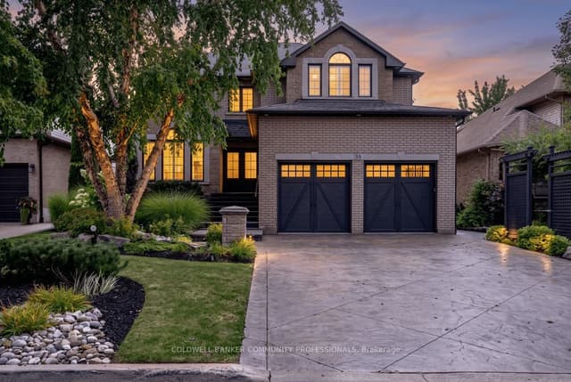 Detached at 55 Chianti Crescent, Hamilton, ON L8E 5W3