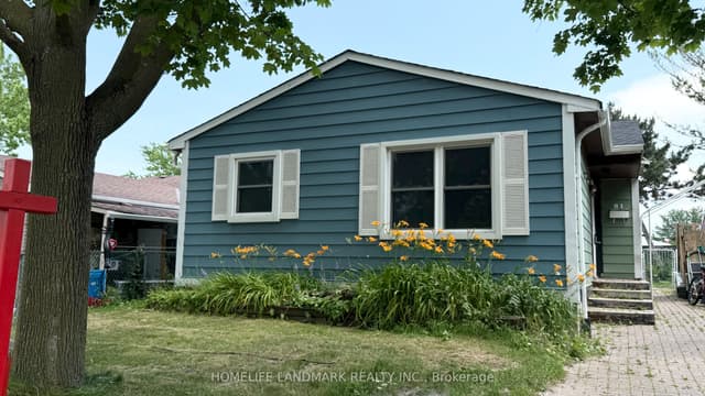 Detached at 81 United Square Main Floor, Toronto, ON M1B 2B9, Toronto E11