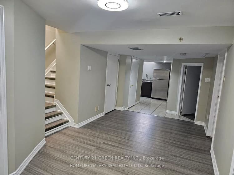 4044 Colonial Drive