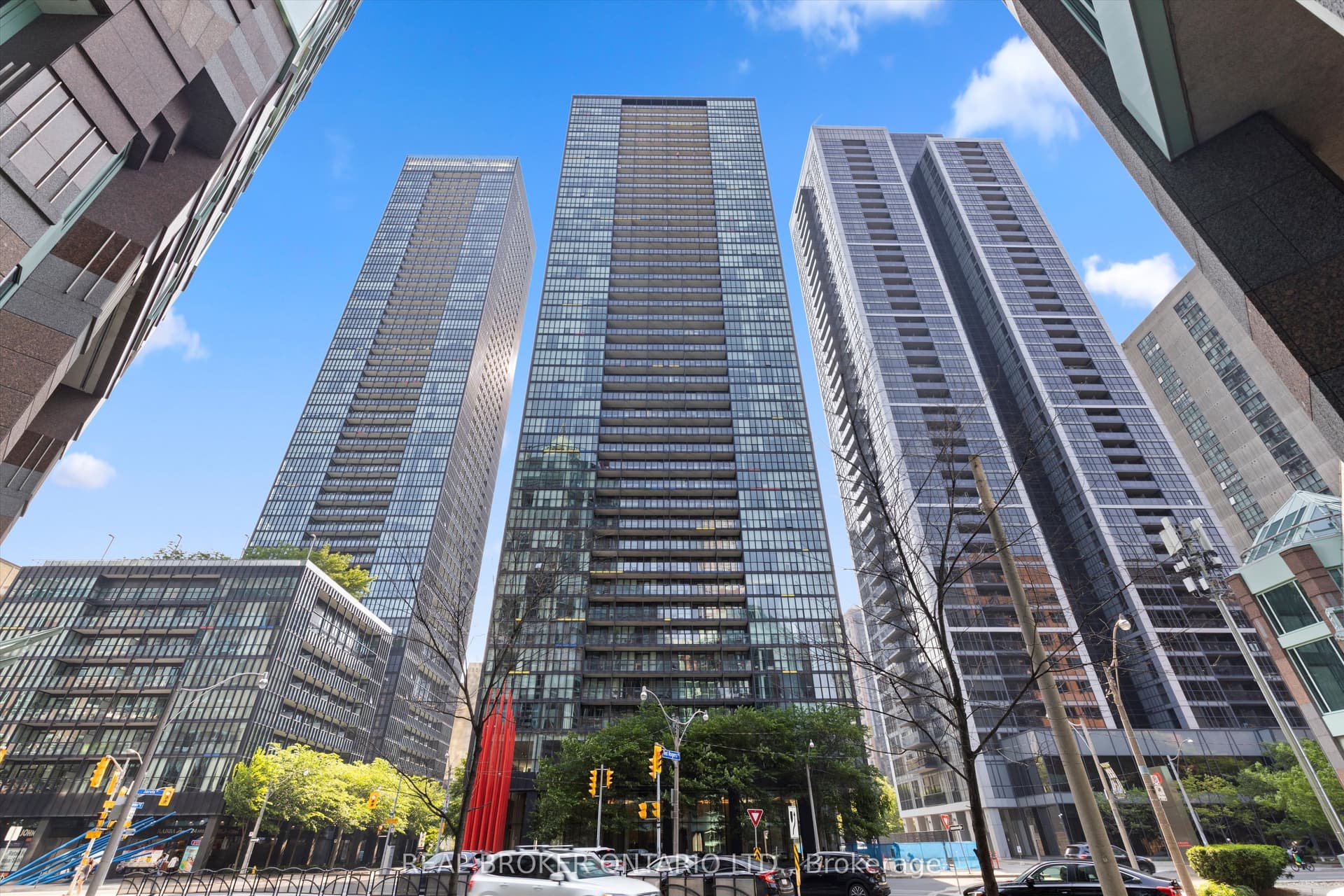 Suite 4403 · Floor 44, Unit 4403 · 110 Charles St E