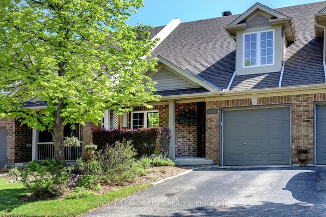 Att/Row/Townhouse at 118 Lynch Circle, Guelph, ON N1L 1R8