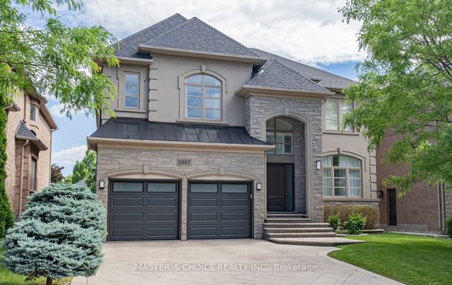 Detached at 2357 Rideau Drive, Oakville, ON L6H 7R6