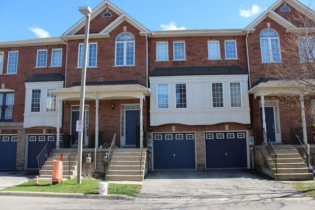 Condo Townhouse at 19 Foxchase Avenue 46, Vaughan, ON L4L 9N1