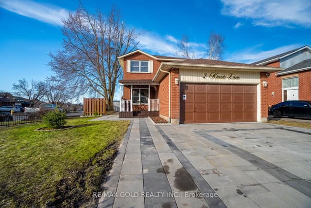 Detached at 2 Kinzie Lane, Barrie, ON L4M 6A3