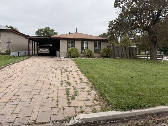 Detached at 1402 Fordon Avenue, Pickering, ON L1W 1J9