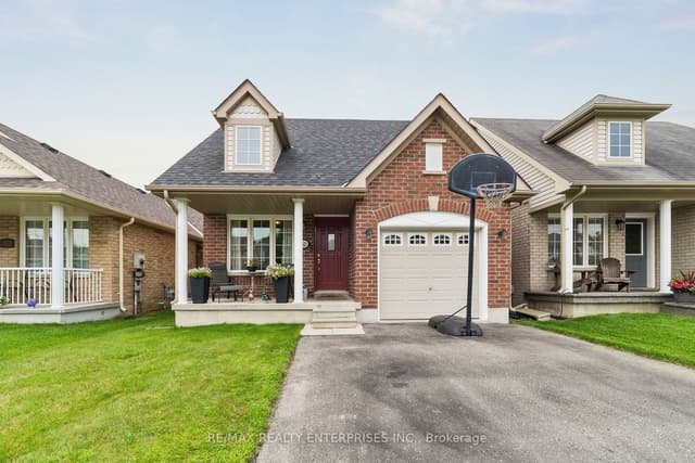 Detached at 1621 Northfield Avenue, Oshawa, ON L1K 0K8