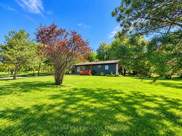 Detached at 434 County Rd 9, Greater Napanee, ON K7R 3K8