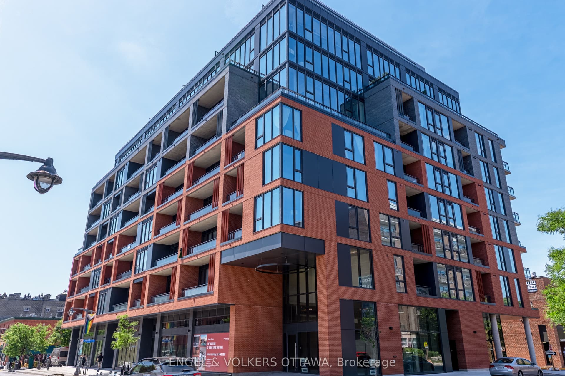Suite 405 · Floor 4, Unit 405 · 10 James St