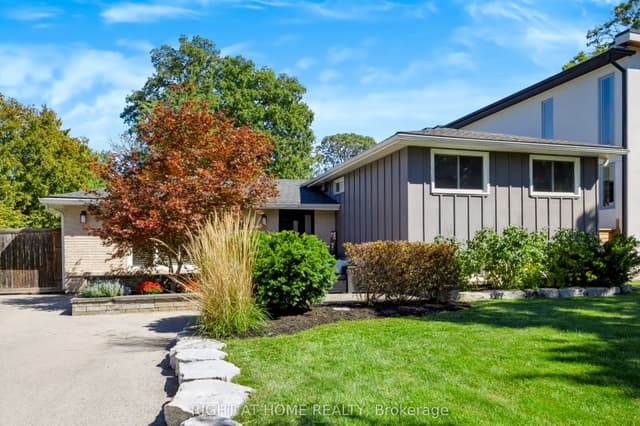 Detached at 493 Forestwood Crescent, Burlington, ON L7L 4K2