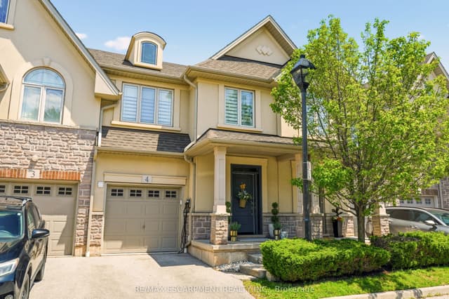 Condo Townhouse at 5056 New Street 4, Burlington, ON L7L 0H4
