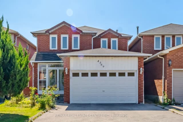 Detached at 4569 Pemmican Trail, Mississauga, ON L4Z 2M2