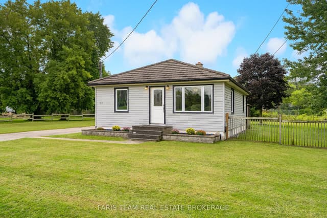 Detached at 62 Toll Road, East Gwillimbury, ON L9N 1G6