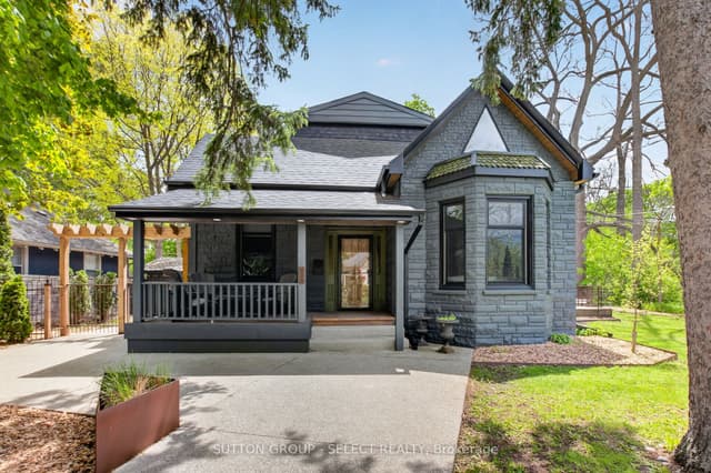 Detached at 309 Cromwell Street, London East, ON N6A 1Z7