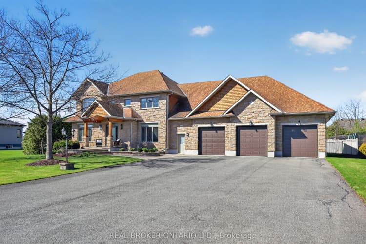465 Lockmaster Crescent