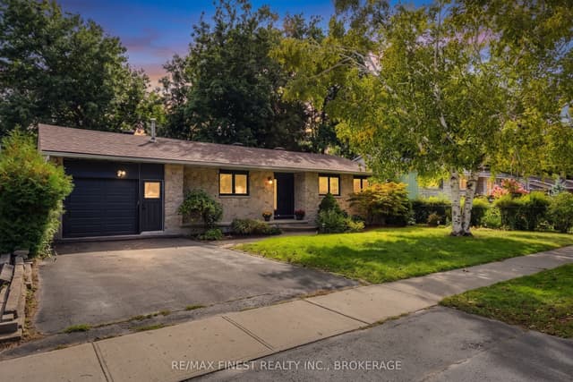 Detached at 933 Mayfair Crescent, Kingston, ON K7M 5S5