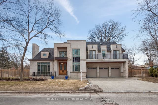 Detached at 12 Miner Circle, Markham, ON L3R 1Y1